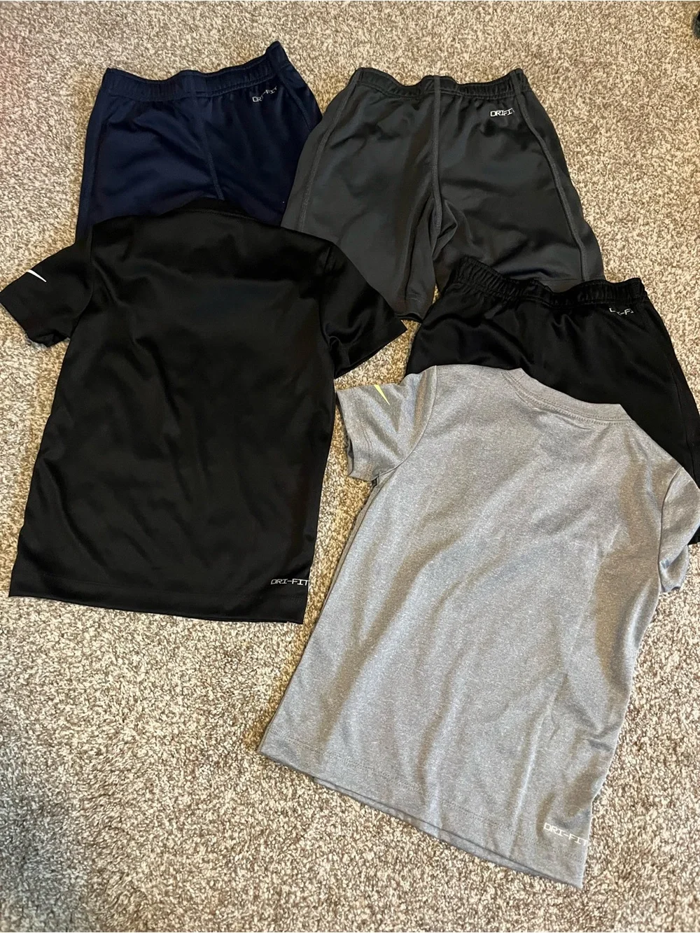 Nike Active Shorts & Tees EUC Size 5 Small Little Kids Dri-Fit